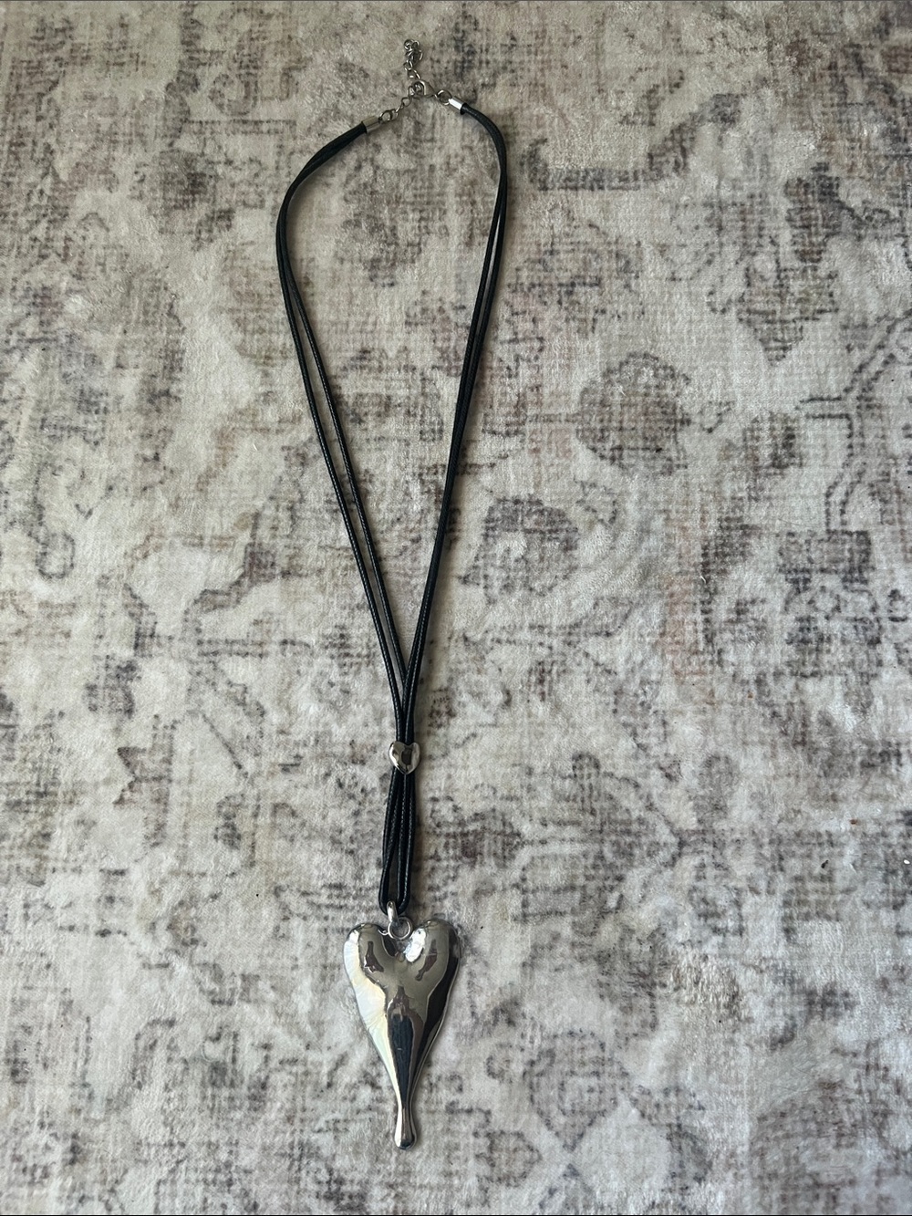 Y2K Chunky Silver Puffed Heart Cord Necklace - Adjustable Slider